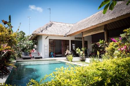 7 Key Considerations Before Building Your Dream Pool