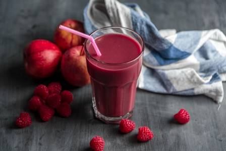 Top 8 Health Benefits and Possible Side Effects of Raspberry Juice