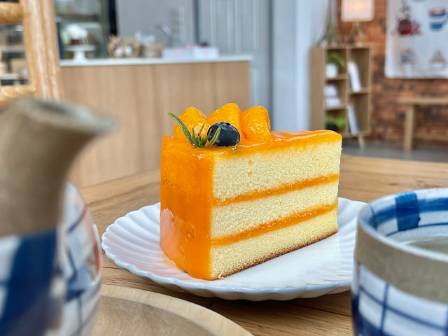 Mediterranean Fruit-Based Desserts: Healthy, Flavorful, and Rooted in Tradition
